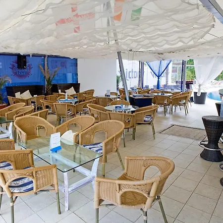 Отель Palace (adults Only)