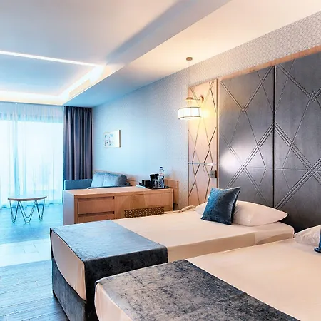 Отель Palace (adults Only)