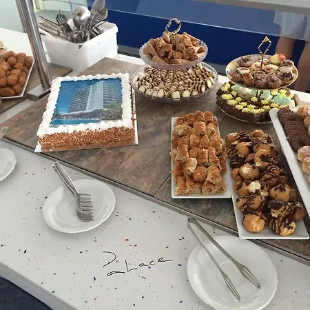 Отель Palace (adults Only) 3*