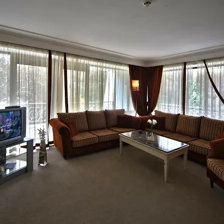 Hotel Palace - Half Board 3*