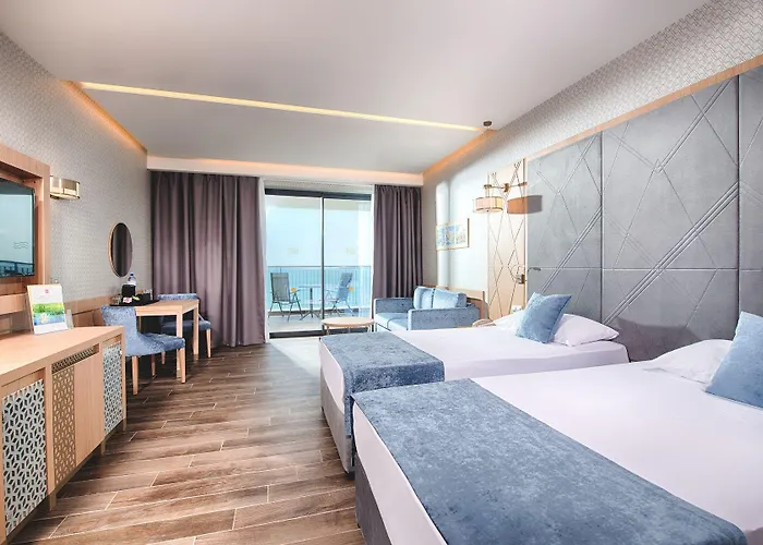 Palace (adults Only) Hotell 3*