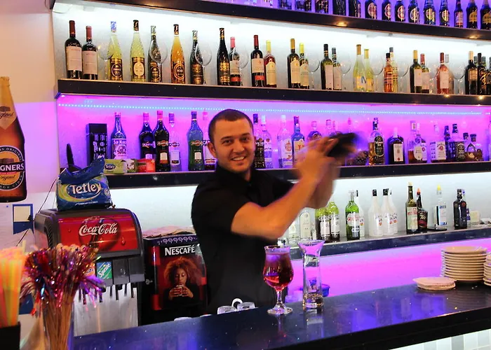 ホテル Palace (adults Only) 3*